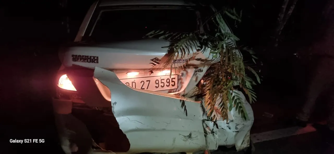  1 dead, 2 critical as ambulance rams into vehicle in Odisha's Balangir