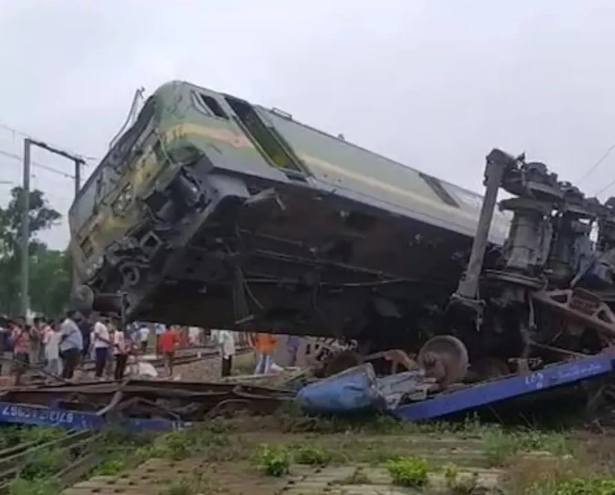  12 bogies derail as goods trains collide in West Bengal's Bankura