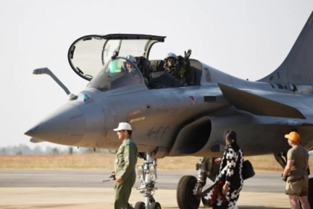  IAF contingent with 4 Rafales, 2 C-17 Globemasters departs for fly-past in Paris