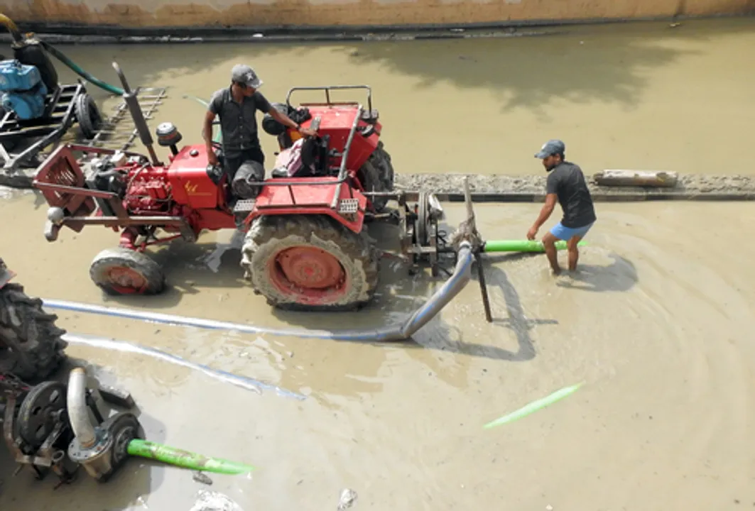  Alert issued as 2.9 L cusec water released in Yamuna river