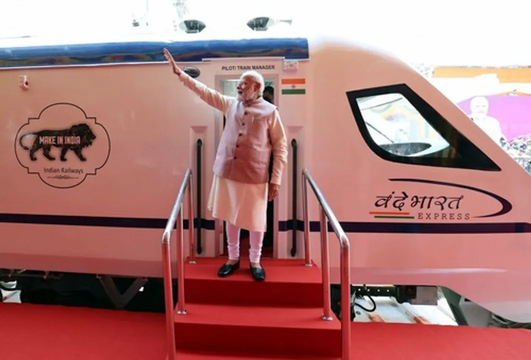  Hyderabad: Prime Minister Narendra Modi during the flagging off ceremony of Vande Bharat Express, in Hyderabad, on Saturday, April 8, 2023.(Photo:IANS/Twitter) 