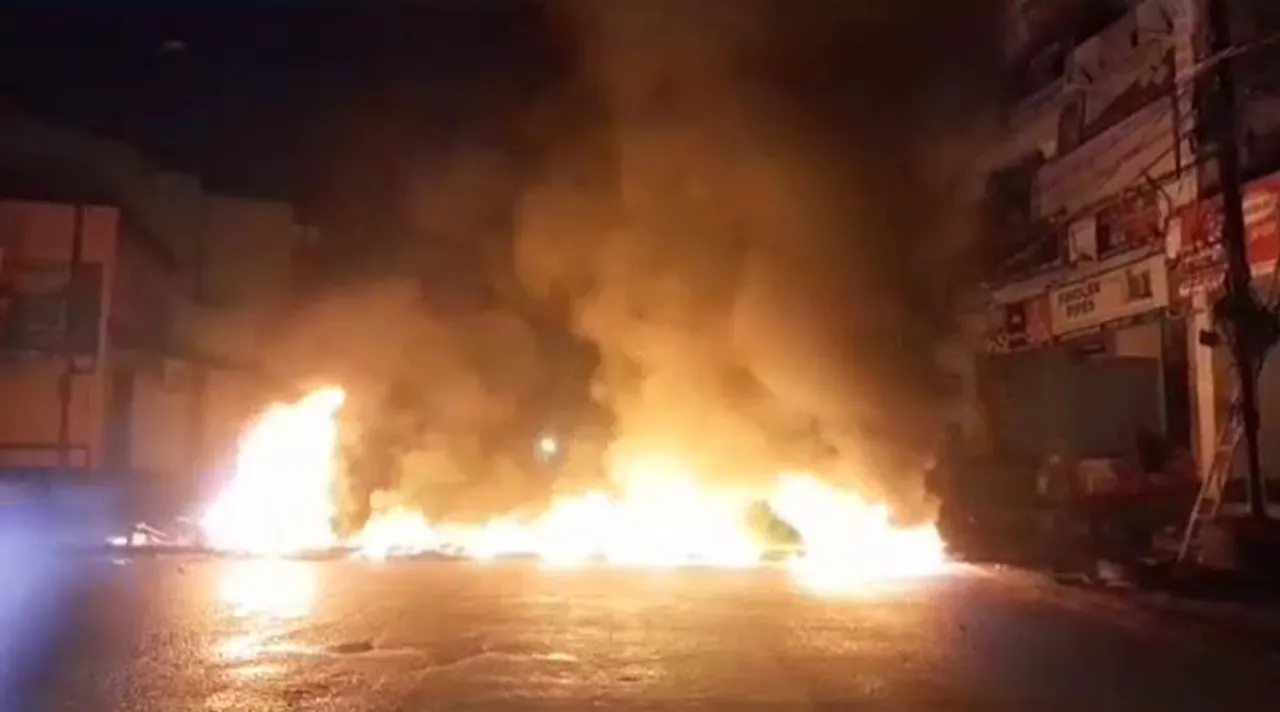  'Power cut' sparks uproar as locals block road in Odisha's Berhampur
