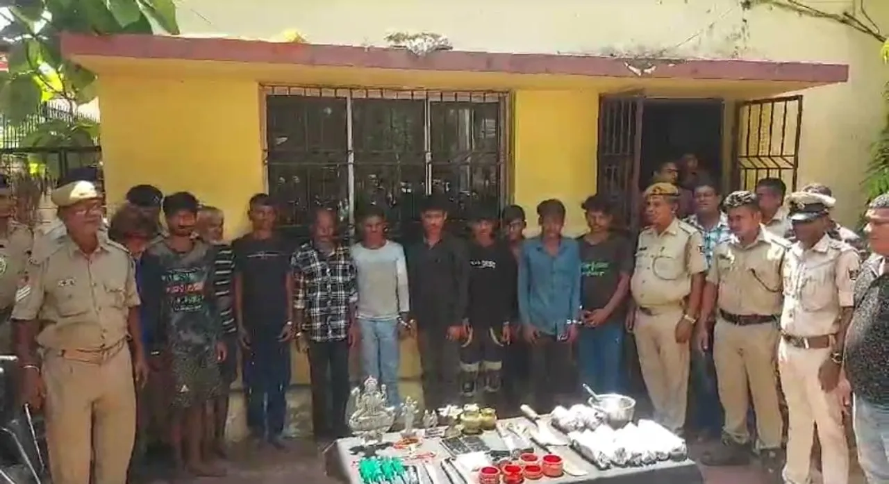  Police bust inter-State loot gang, nab 11 persons in Odisha Capital