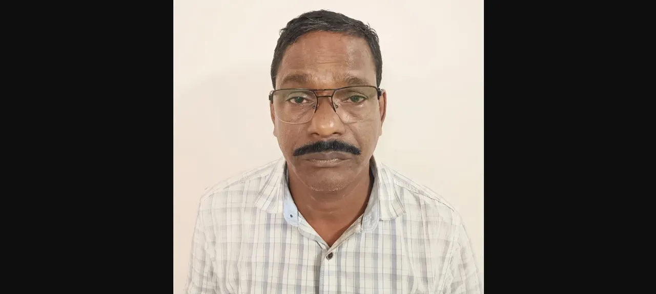  Odisha: Former GM of TDCCOL held with unaccounted cash of Rs 5.54 lakh while boarding bus