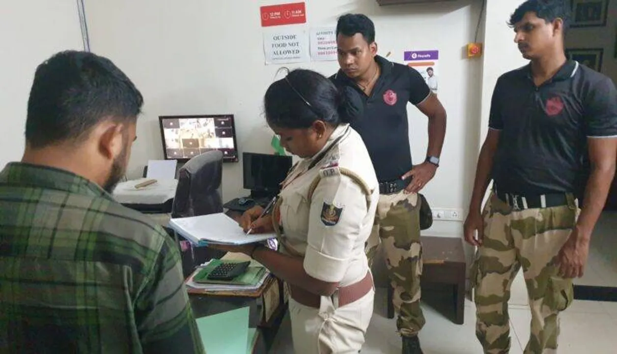 Police raid hotels during night in Bhubaneswar