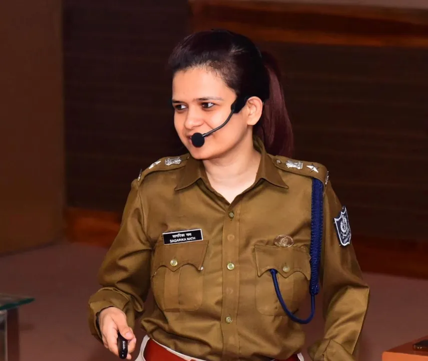  Miscreants try to loot IPS officer Sagarika Nath's parents in Bhubaneswar
