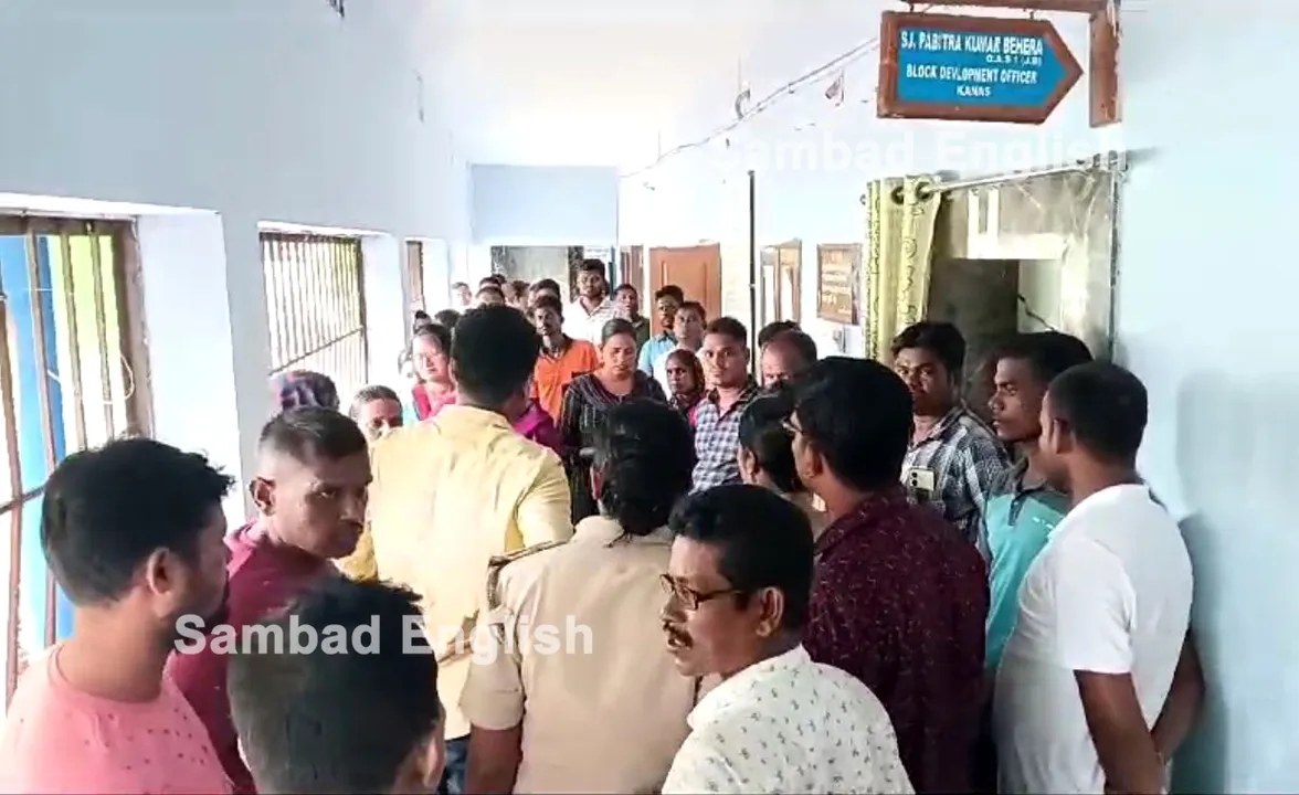  Odisha: Incensed women lock up Kanas chairman, BDO over alleged irregularities in selection