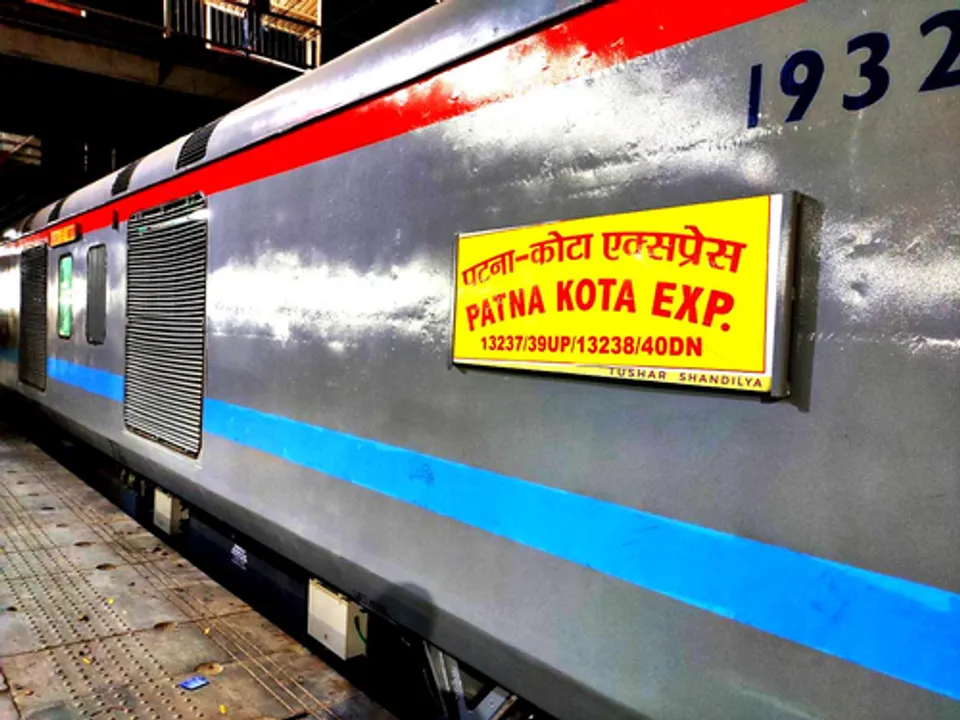  2 passengers die, 6 fall ill on board Patna-Kota Express train