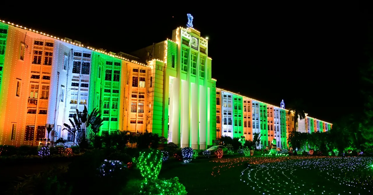  (In Pics) Odisha: State Capital wears a glittering look for 77th Independence Day celebration