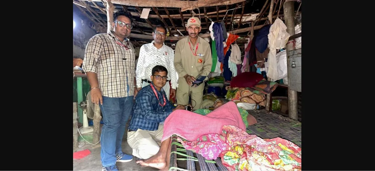  India Post helps nonagenarian Odisha woman open pension a/c at doorstep