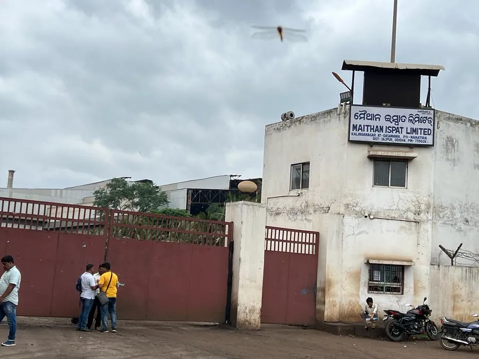  One killed, 7 injured as molten iron falls on workers at steel plant in Odisha's Jajpur