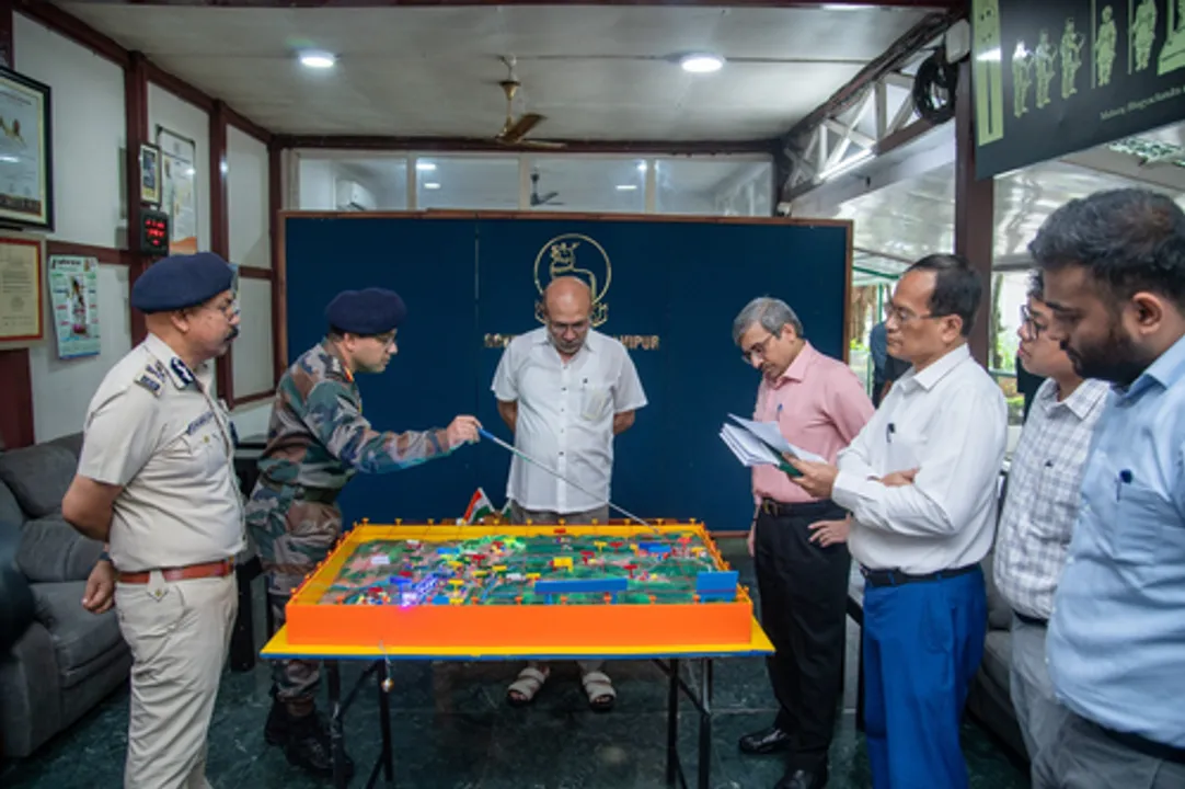  Manipur CM holds meeting to discuss fencing on stretches of India-Myanmar borders