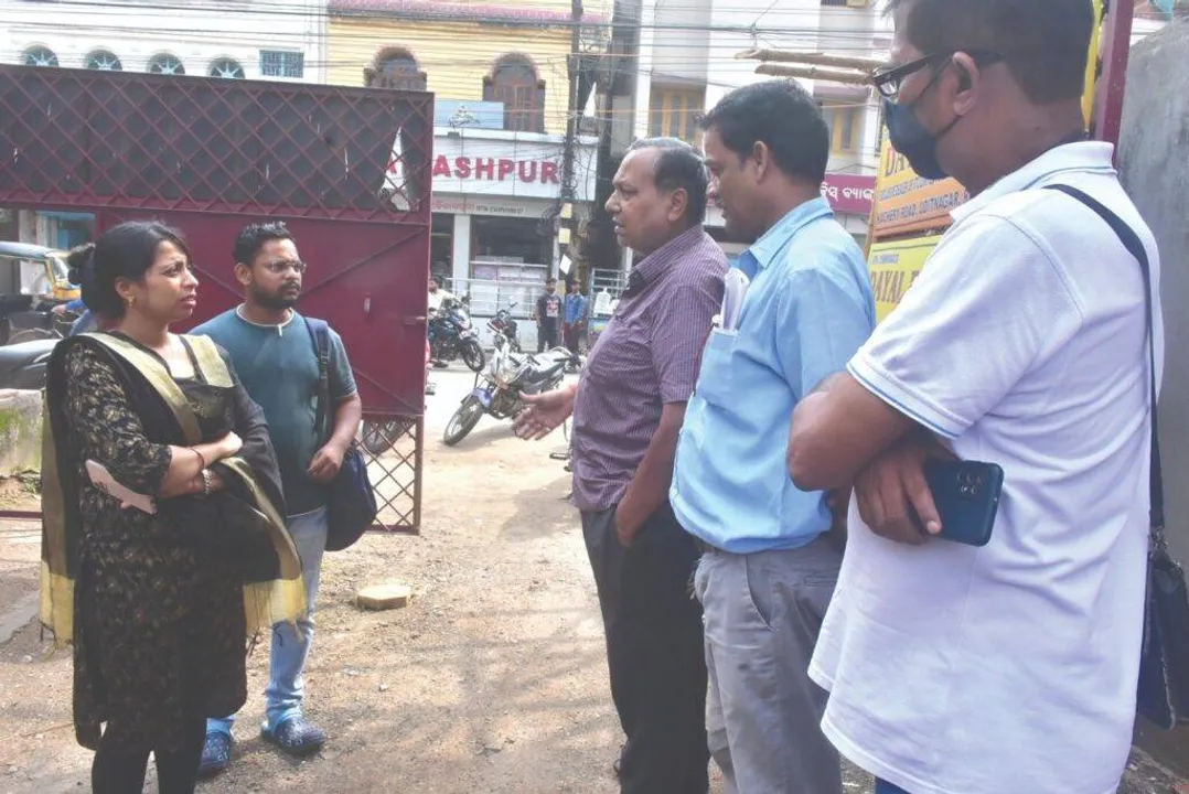  Odisha: Shopkeeper sells expired lassi to cops; held