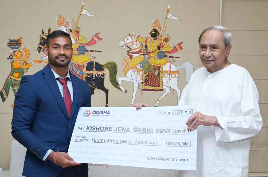  Odisha Govt felicitates javelin star Kishore Jena with cash award of Rs 50 Lakh
