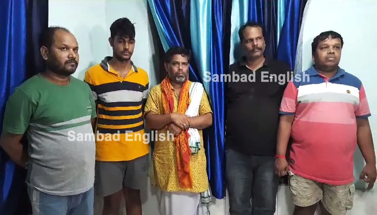  Police bust job fraud racket for duping around Rs 50 lakh in Odisha’s Cuttack, five held