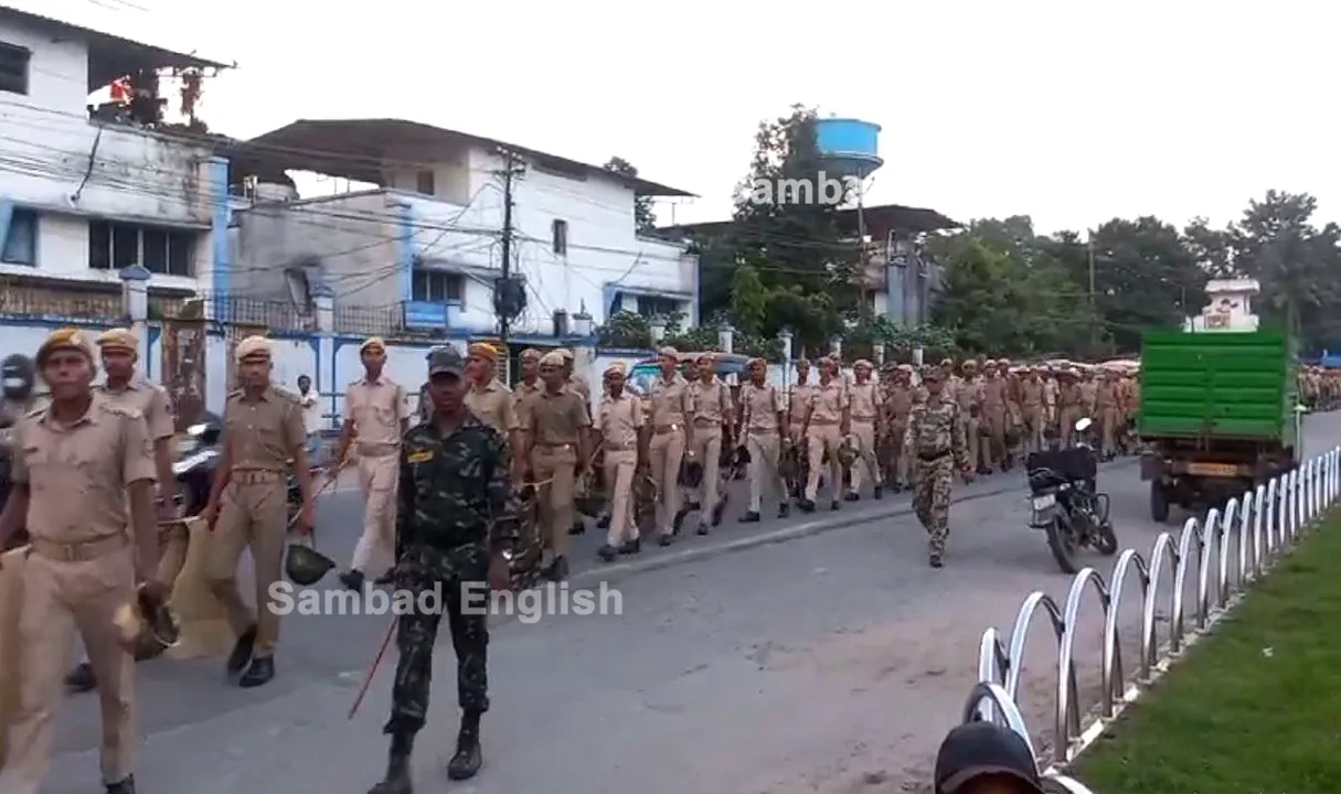  Police carry out flag march in Odisha’s Sambalpur city ahead of festive season