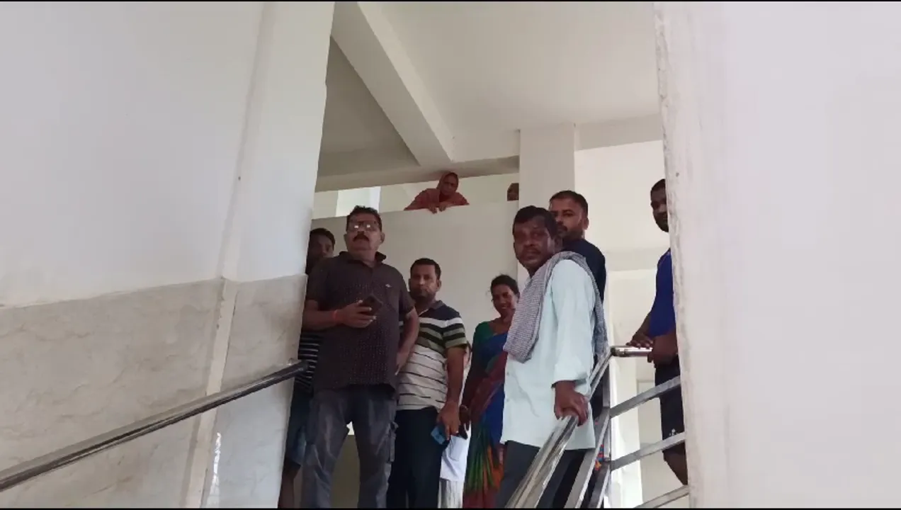  Unidentified man found hanging at hospital in Odisha's Balasore
