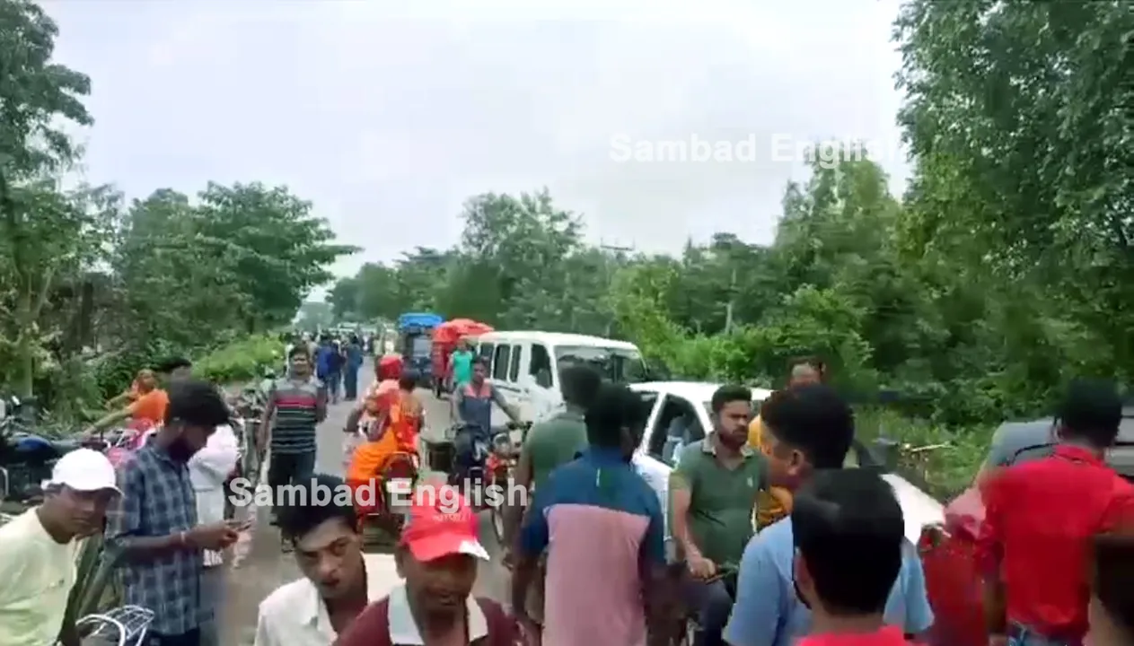  2 youths dead after speeding truck rams into motorcycle in Odisha’s Bhadrak