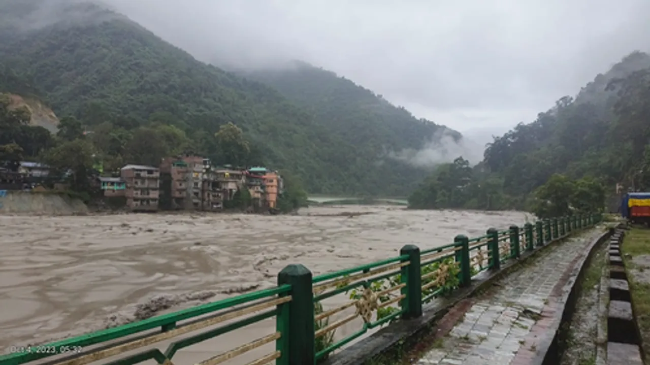  23 soldiers reportedly missing after cloud burst in Sikkim