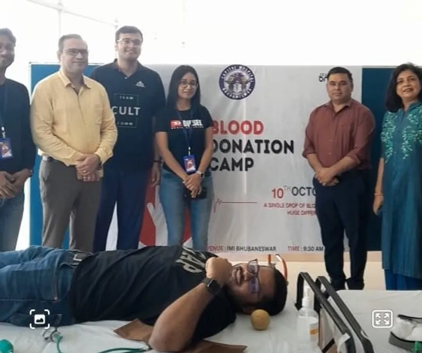  IMI Bhubaneswar joins hands with Capital Hospital to carry out blood donation drive