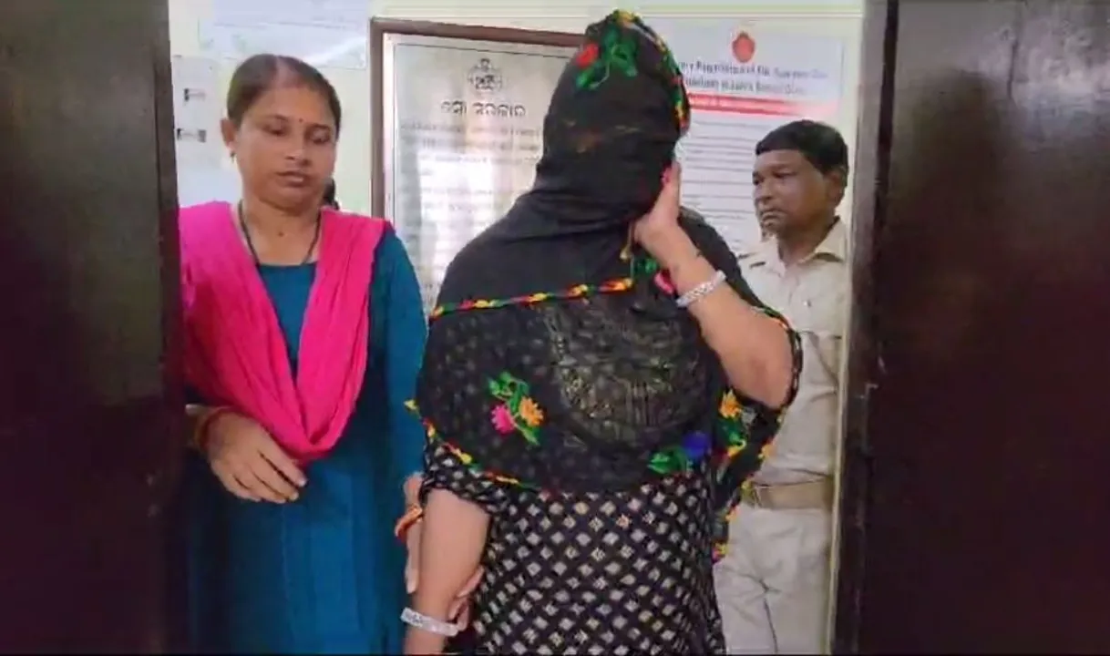  Drug-&-loot gang busted in Odisha capital; woman among 4 held