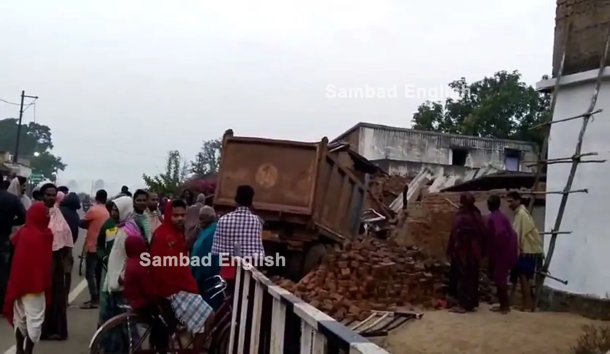  Speeding Hyva truck rams into house leaving 2 critically injured in Odisha’s Deogarh