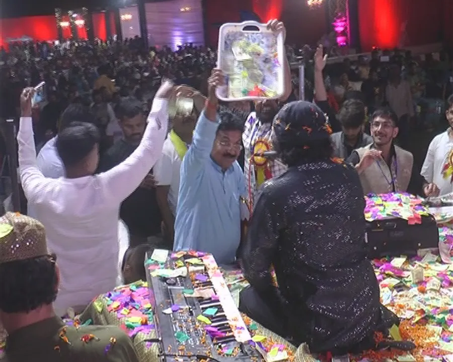  Odisha min showers money on qawwali singer, courts controversy
