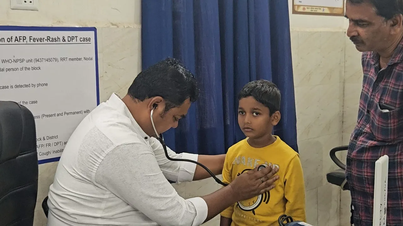  Sans doctors, MLA attends to patients at CHC in Odisha's Sundargarh
