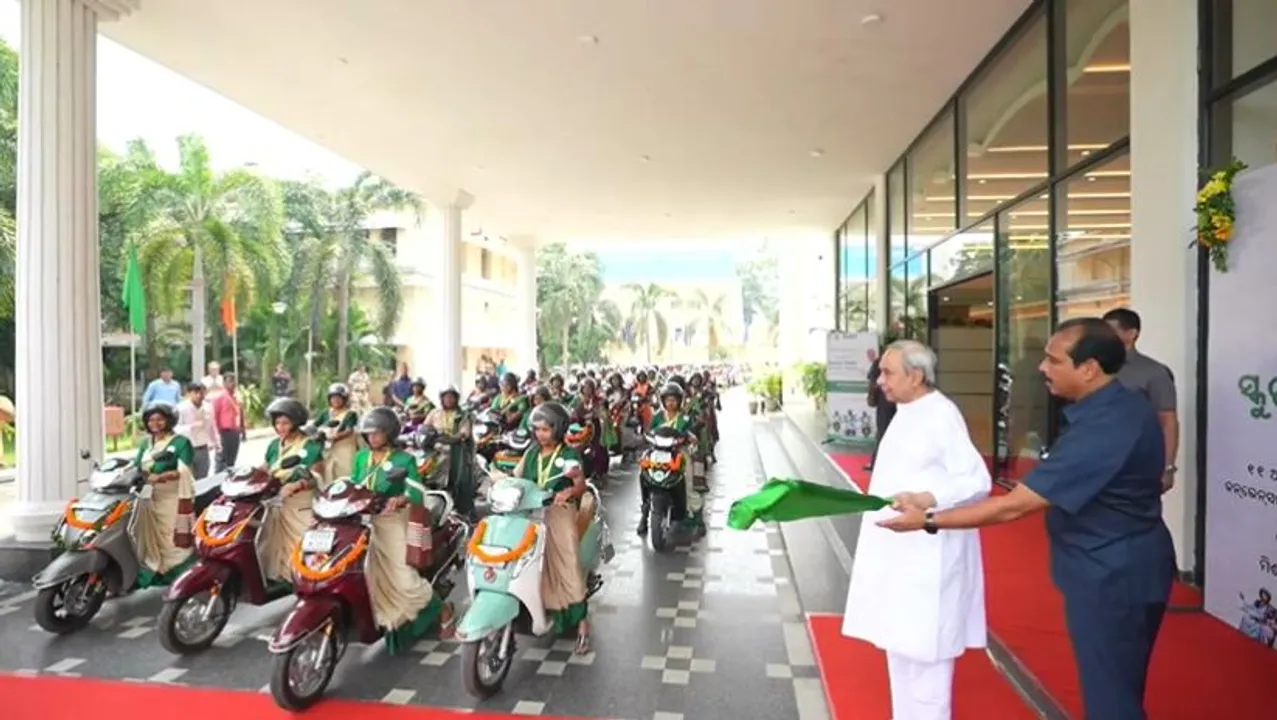  Odisha CM launches Mission Shakti Scooter Yojana for SHG members