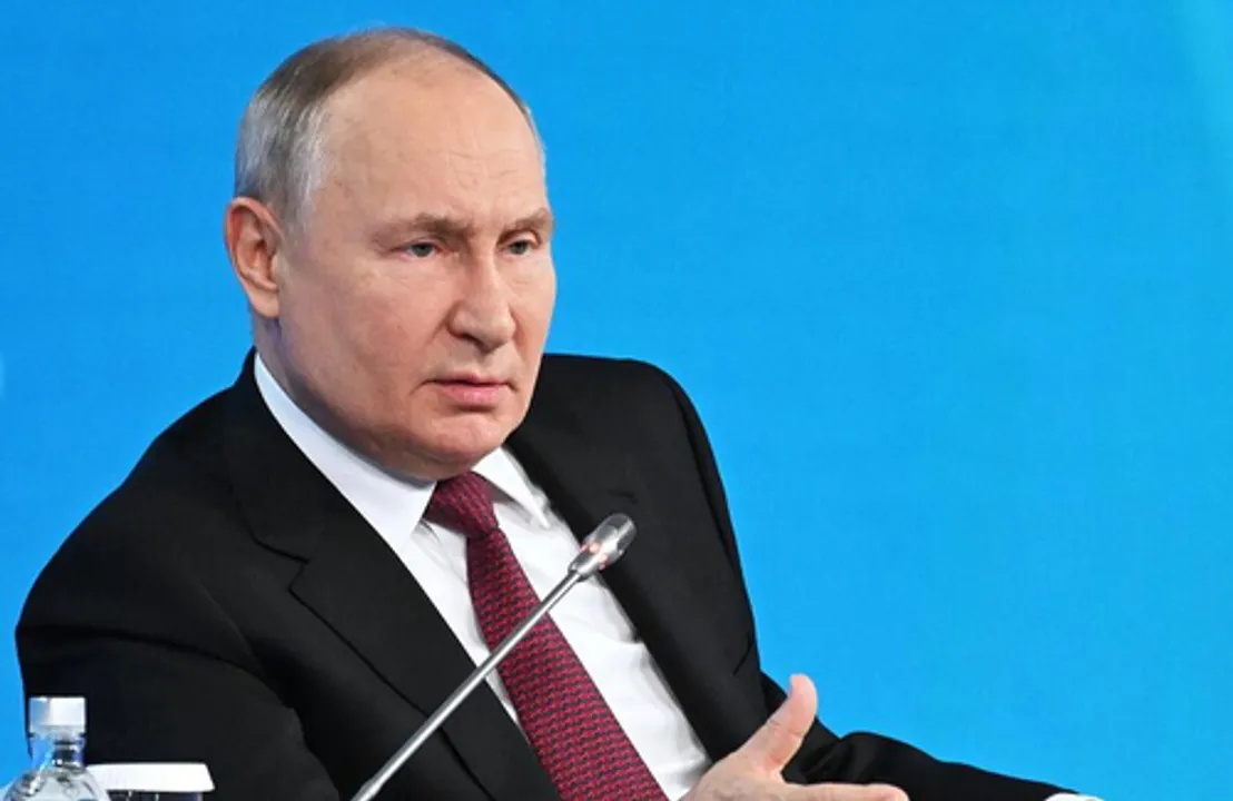  Putin allegedly 'suffers cardiac arrest': Report