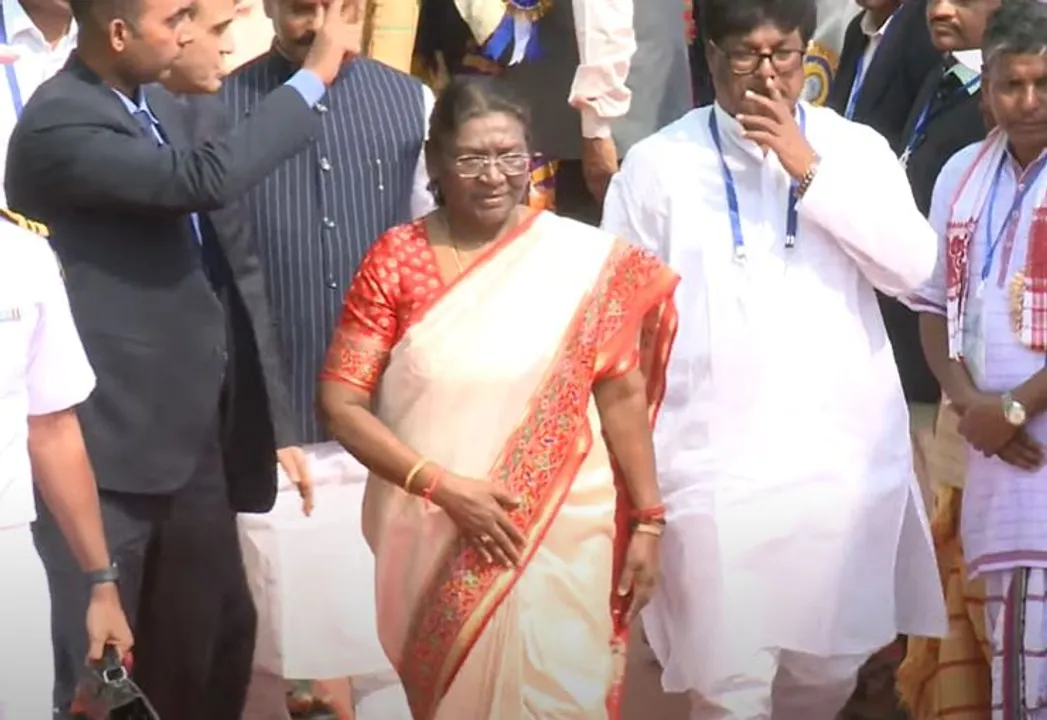  President Droupadi Murmu arrives in Baripada on 3-day Odisha visit