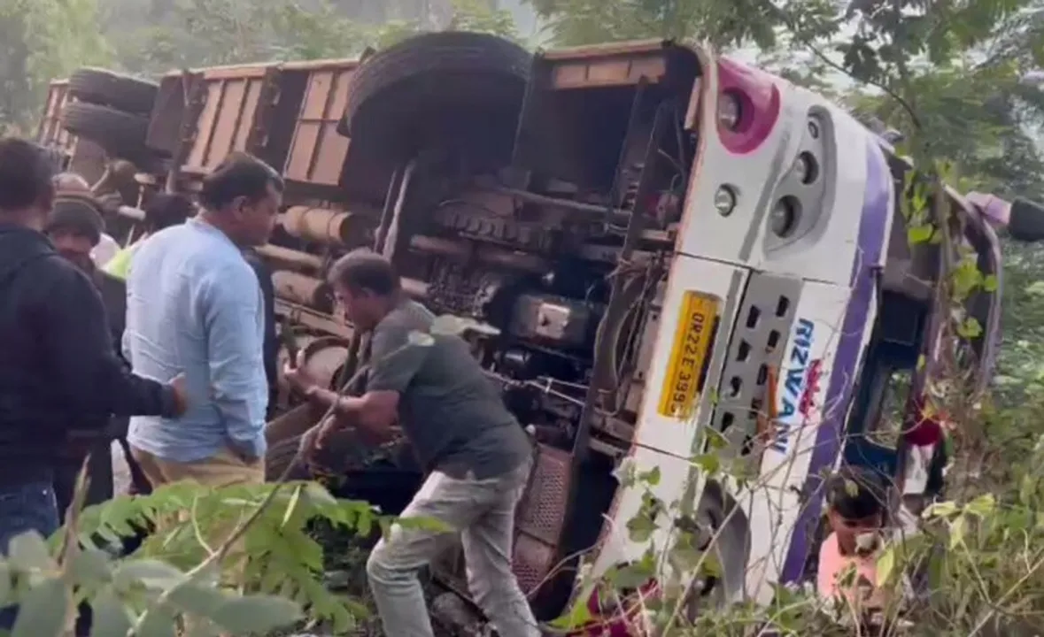  35 injured as bus overturns at Taptapani ghat in Odisha’s Ganjam
