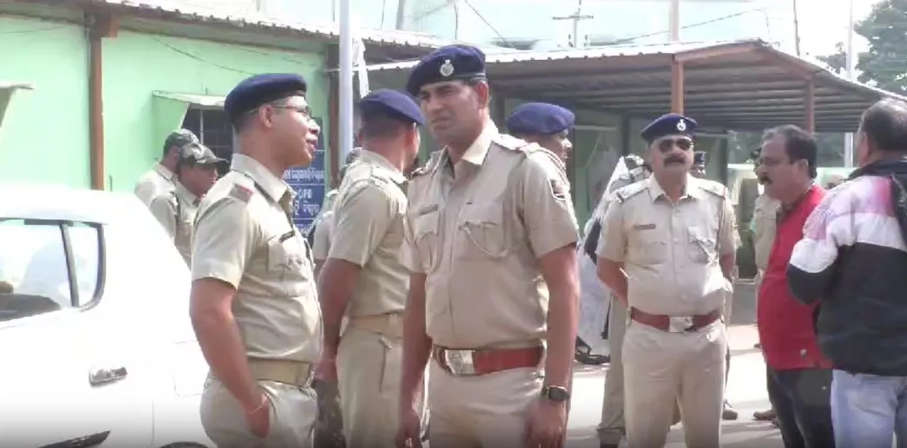  Two arrested for attacking House Surgeon at Balangir MCH in Odisha