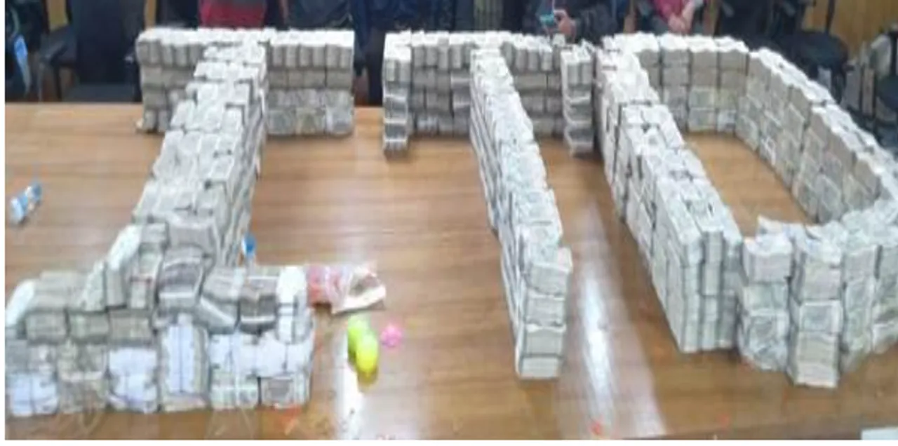  Rs 329 cr seized after raids on Odisha distilleries: I-T dept