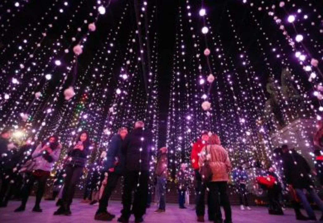  Europe celebrates Christmas amid lingering security concerns