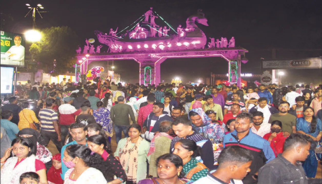  Odisha: Cuttack Bali Yatra records highest-ever footfall