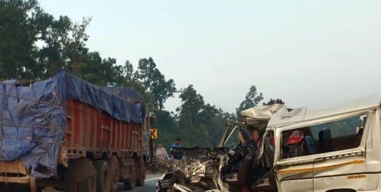  Eight killed as van carrying devotees to Ghatagaon Tarini Temple hits truck in Odisha