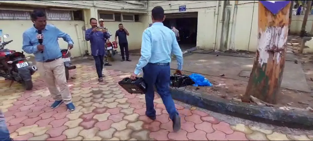  I-T raid on Odisha distilleries: Counting continues for 4th day; 75% cash still to be counted
