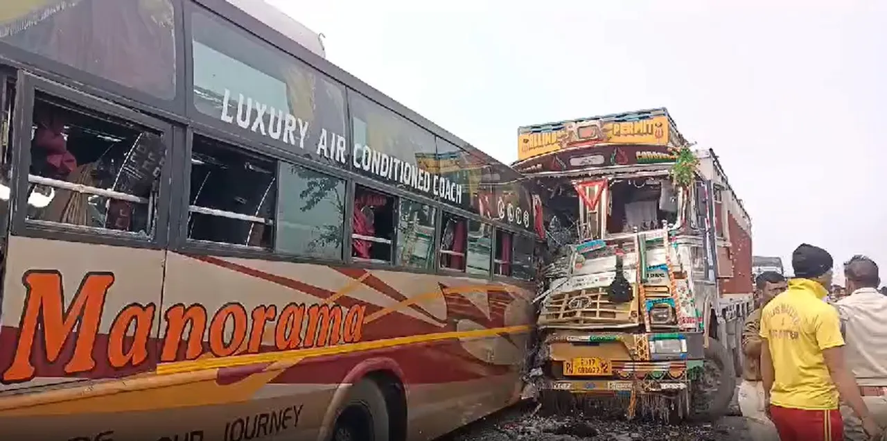  Three killed, 40 injured in bus-truck collision in Odisha's Cuttack