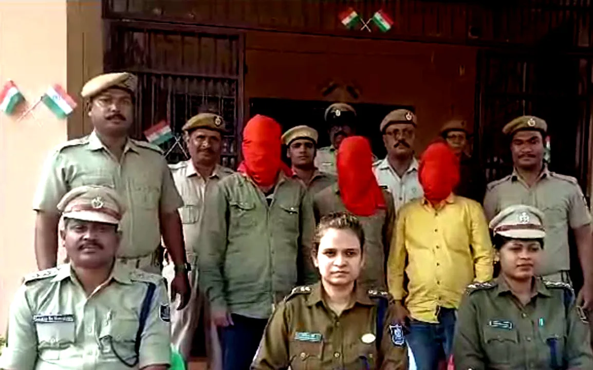  Police bust dacoit gang in Odisha’s Balasore; web channel journo among 3 arrested