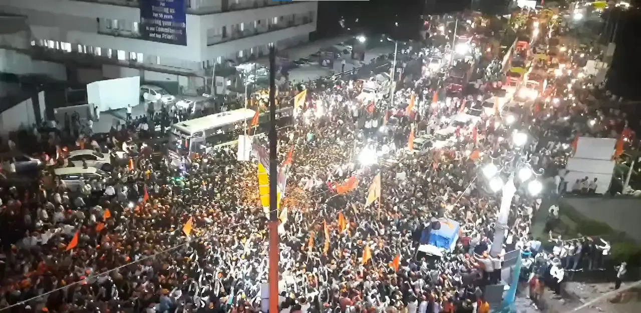  Millions of Marathas march to Mumbai for quotas, to reach capital in night