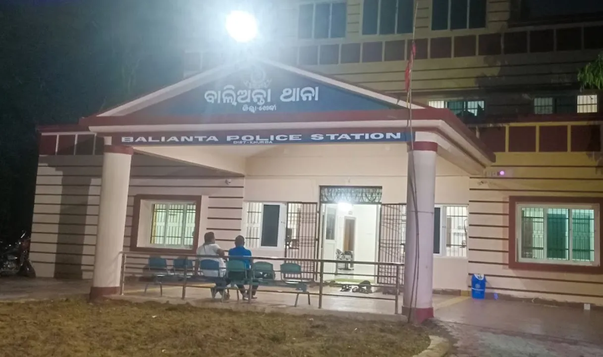  Man found dead under mysterious circumstances on Bhubaneswar outskirts