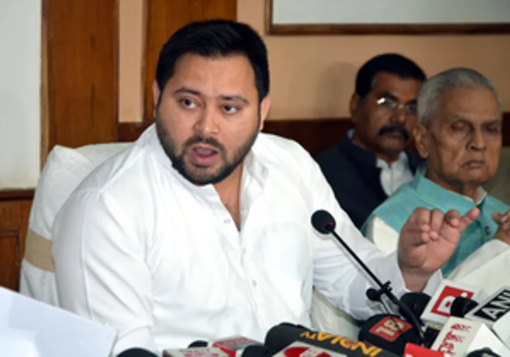  Ahead of Feb 12 floor test, RJD MLAs camp at Tejashwi's residence
