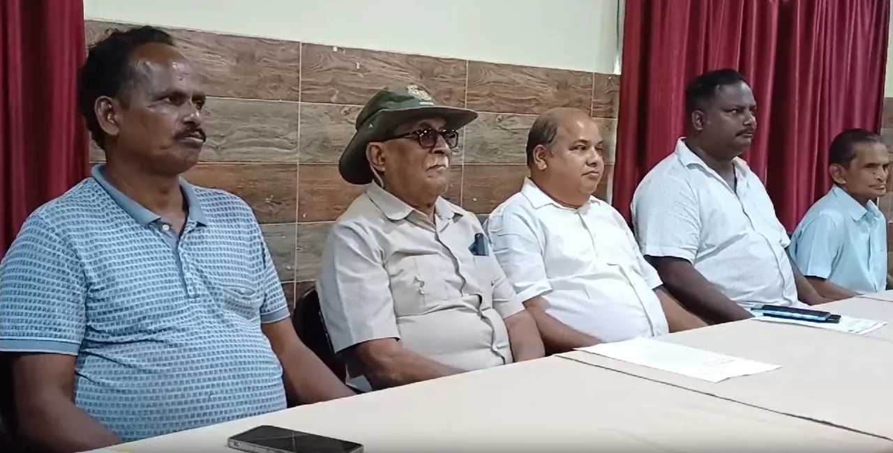  Former Minister Nabin Chandra Narayan Das quits Congress