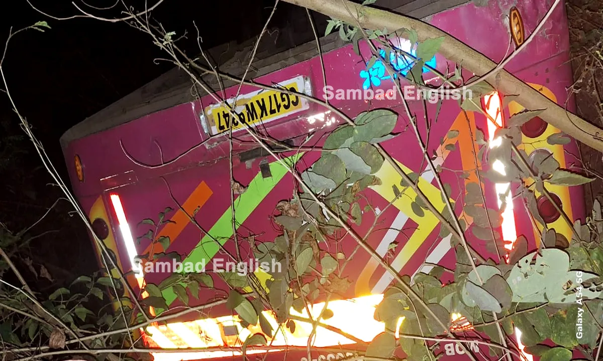  Bus overturns at Taptapani Ghati in Odisha’s Ganjam; more than 15 injured, 4 critical