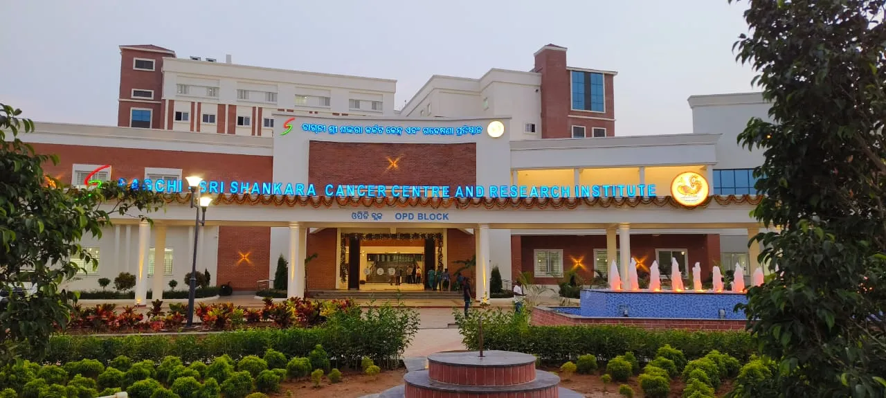  CM inaugurates mega cancer hospital in Odisha capital