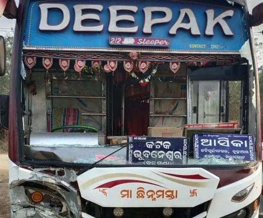  Scooter-bus collision kills two in Odisha's Ganjam