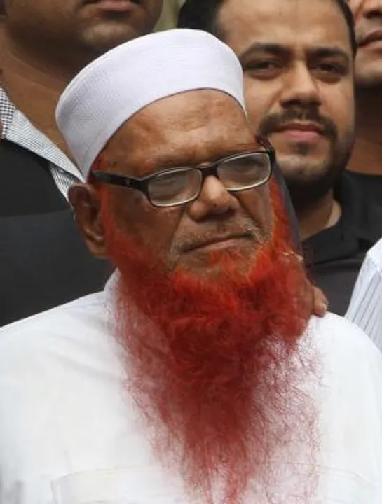  Abdul Karim Tunda acquitted in 1993 serial blast case, two others get lifer
