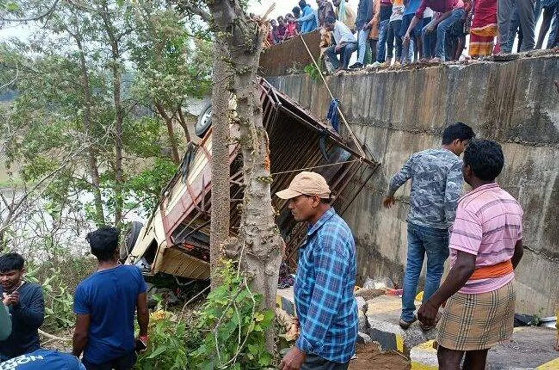  Two killed, 12 injured as vehicle carrying marriage party falls off bridge in Odisha's Koraput