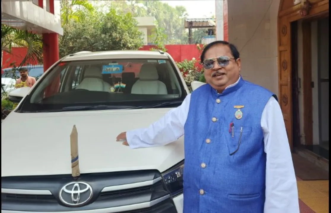  Odisha MLA Arabinda Dhali quits BJD
